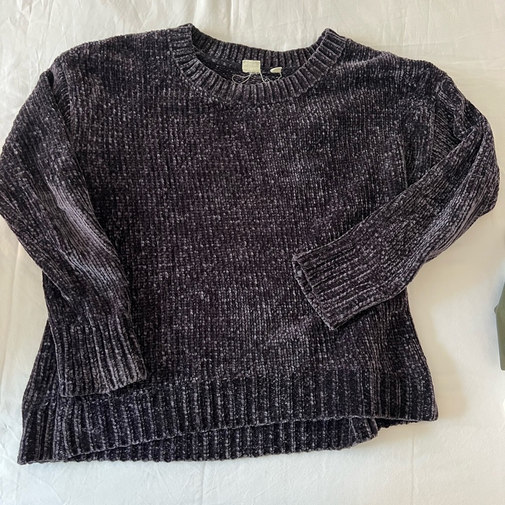 GAP purple sweater